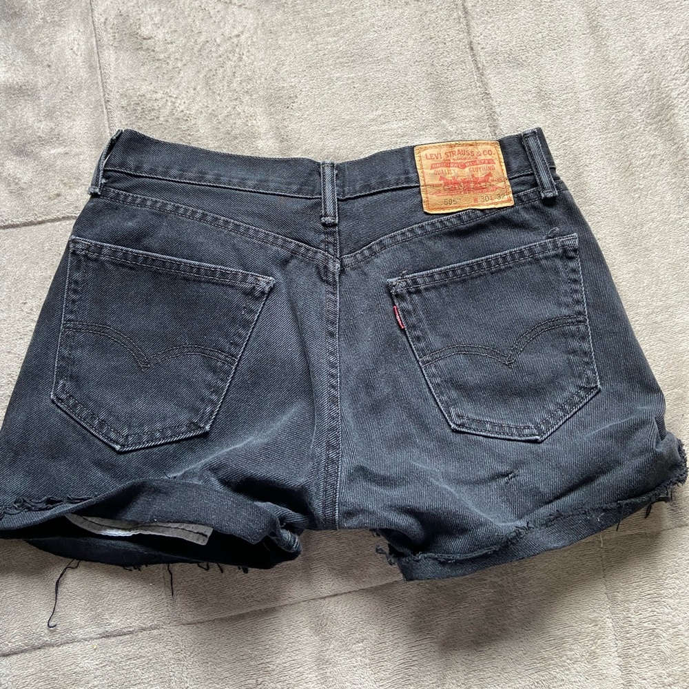 LEVIS VINTAGE DENIM SHORTS